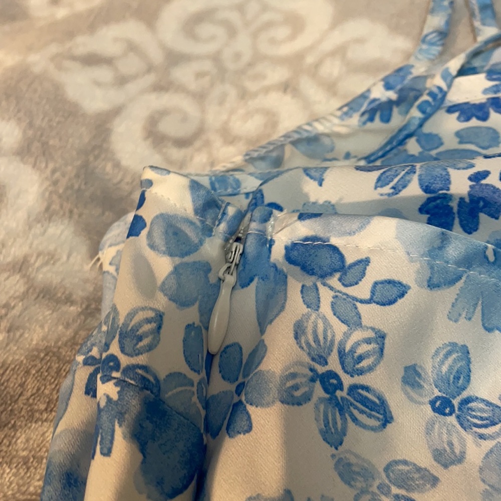 NWOT Forever 21 Blue Flower Slip Dress - Picture 4 of 5